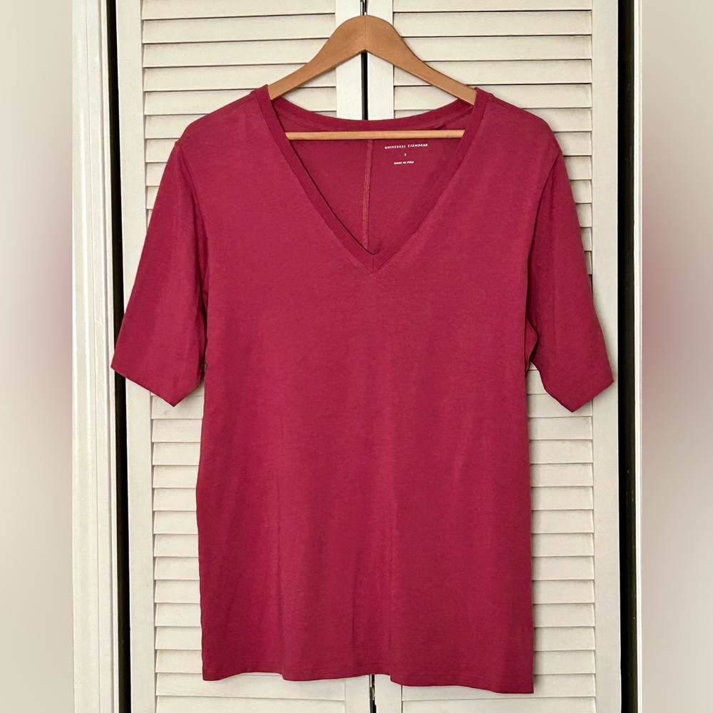 Universal Standard Short Sleeve Tee